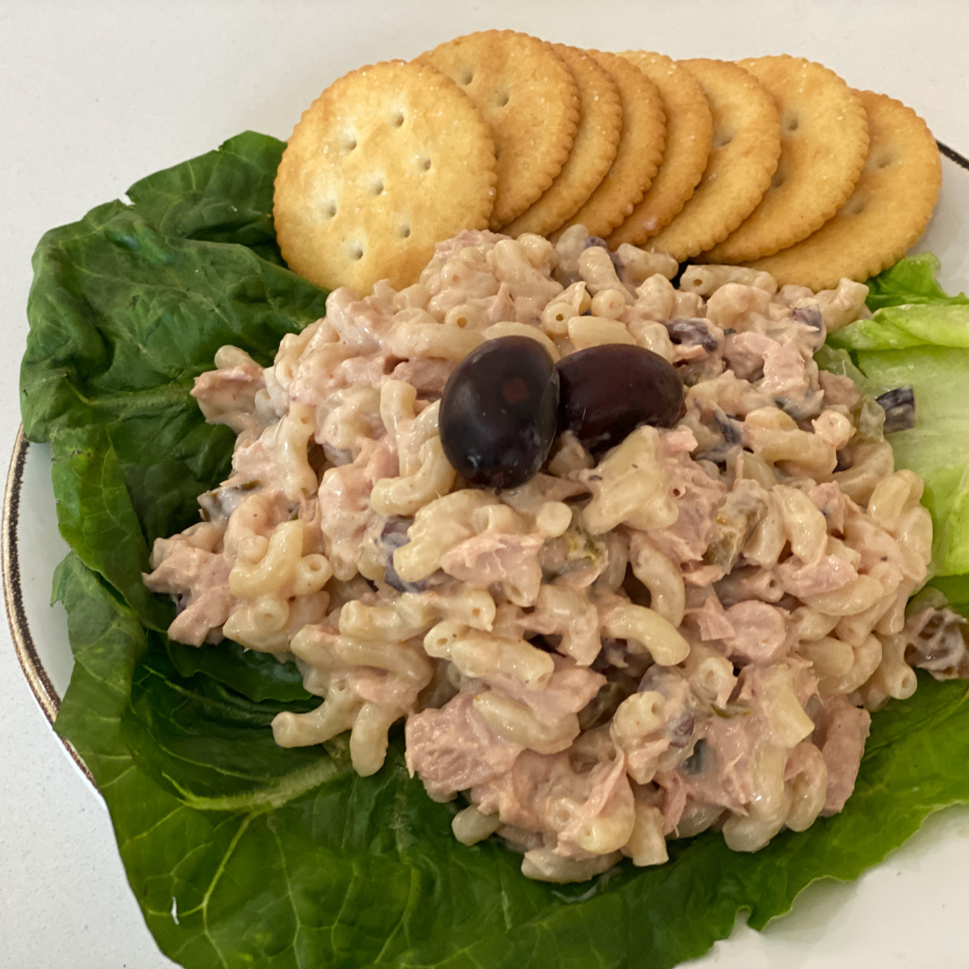 Ensalada de pasta con atún