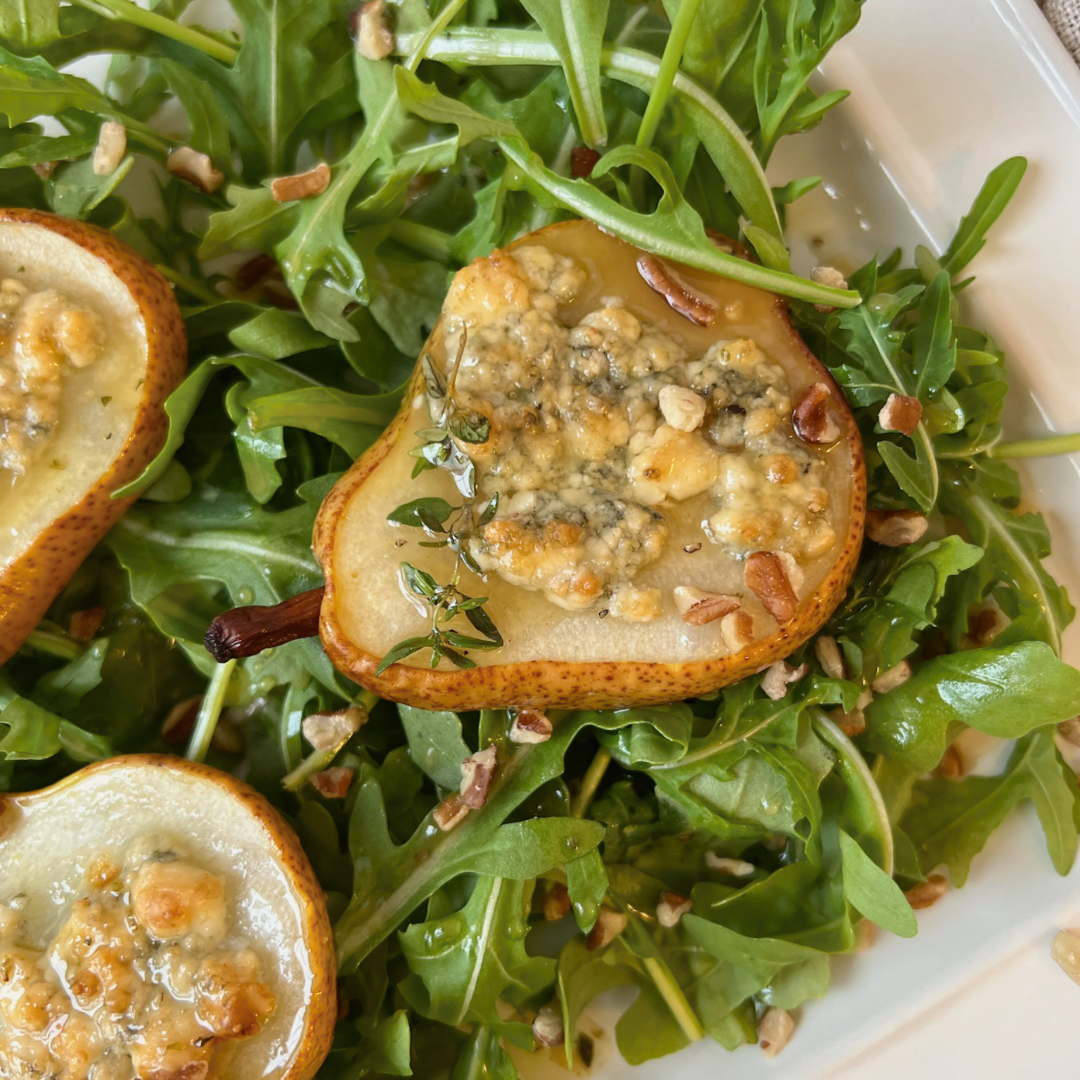 Ensalada de peras horneadas y arugula