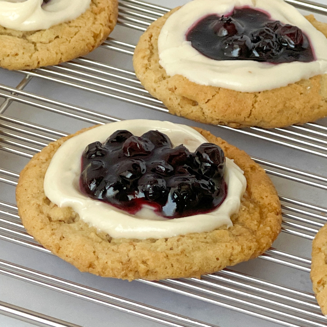 Crumbl Bluecheesecake Cookies