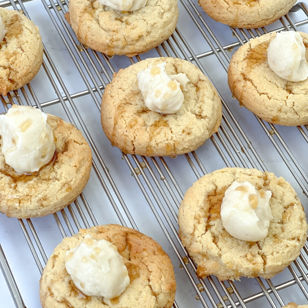 Crumbl Cornbread Cookies